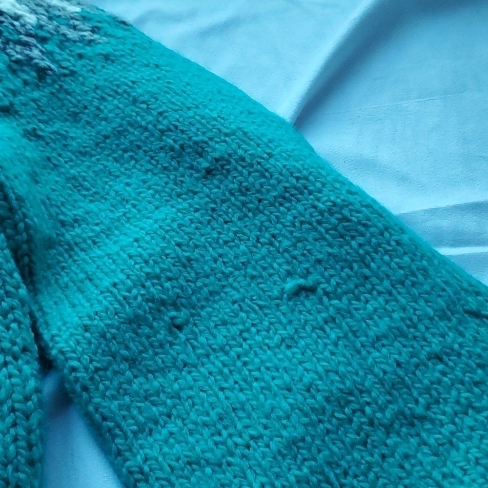 Vintage Cottagecore Grannycore Handmade Crotchet Green Crewneck Sweater - Picture 2 of 5